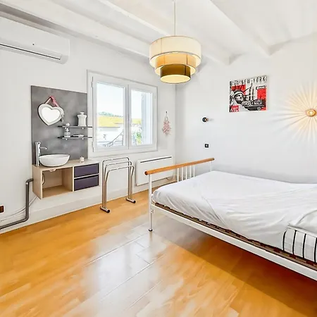Maison 4 Ch, Familiale, Proche Commodite, Vakantiehuis