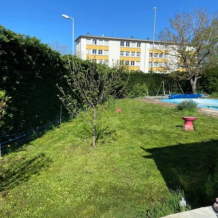Maison 4 Ch, Familiale, Proche Commodite, Vakantiehuis
