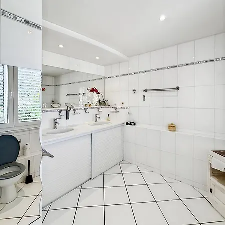 Maison 4 Ch, Familiale, Proche Commodite, Vakantiehuis
