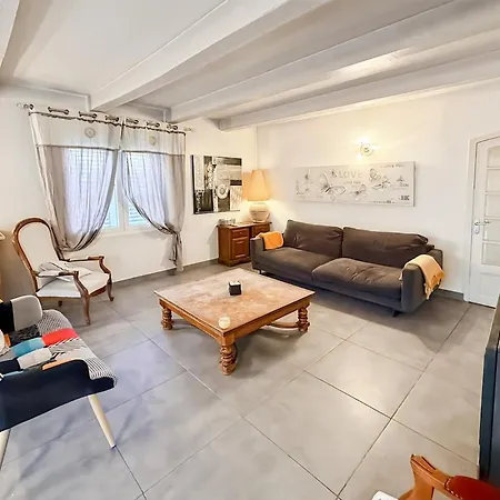 Vakantiehuis Maison 4 Ch, Familiale, Proche Commodite,